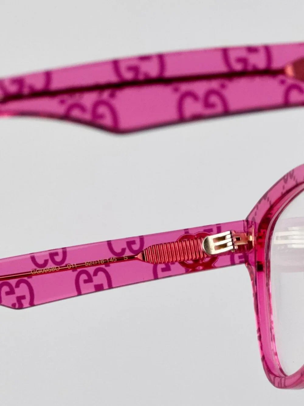 Gucci GG0958O Women’s Eyeglasses – Transparent Pink Square Frame | Model GG0958O